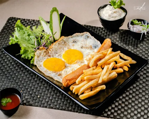 Traffic-Jam-Food-Junction